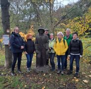01_2025-11-01_Nette-Schieferpfad