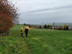 21_2025-11-01_Nette-Schieferpfad