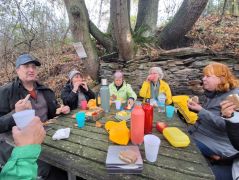 23_2025-11-01_Nette-Schieferpfad